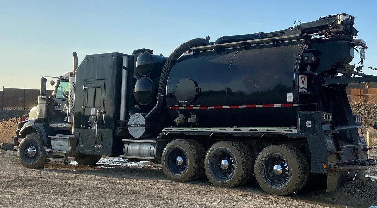 Used 2013 Western Star Foremost Hydrovac - big blower!!