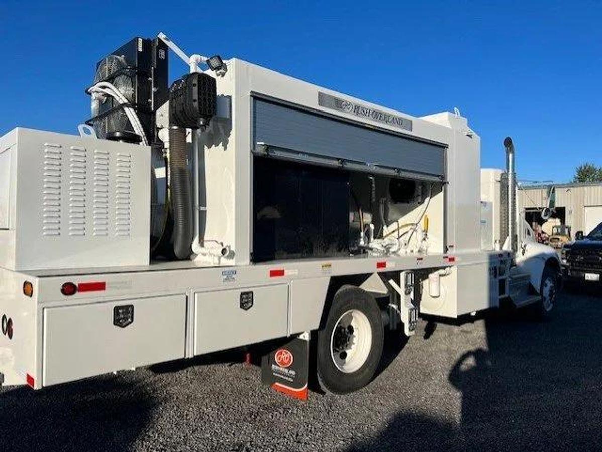 Used 2025 Kenworth T480 Rush Overland Steam Unit