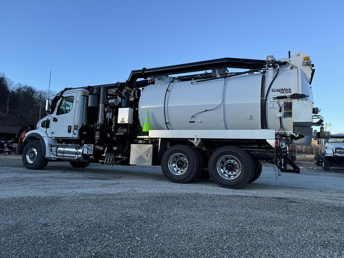 2026 Western star 47X w/Gapvax MC1510 sewer cleaner