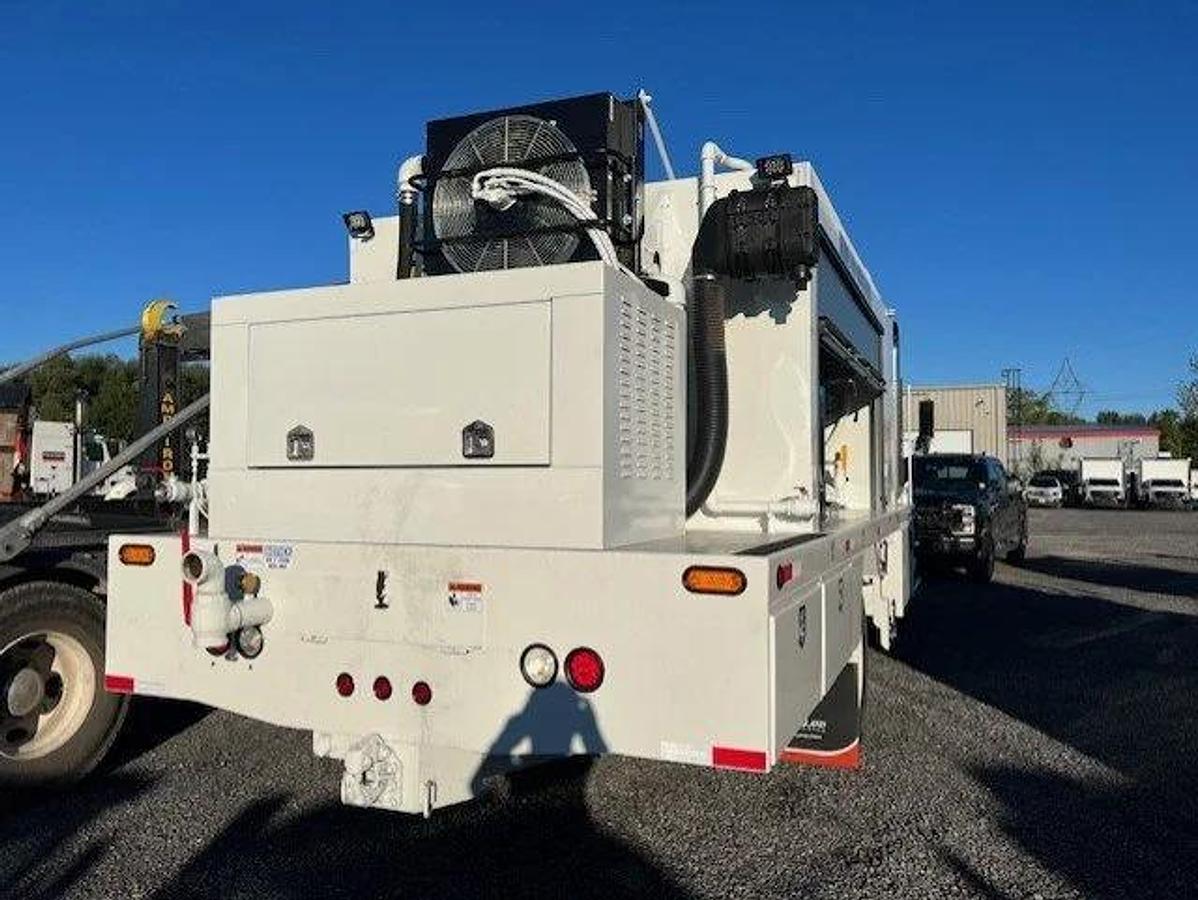 Used 2025 Kenworth T480 Rush Overland Steam Unit