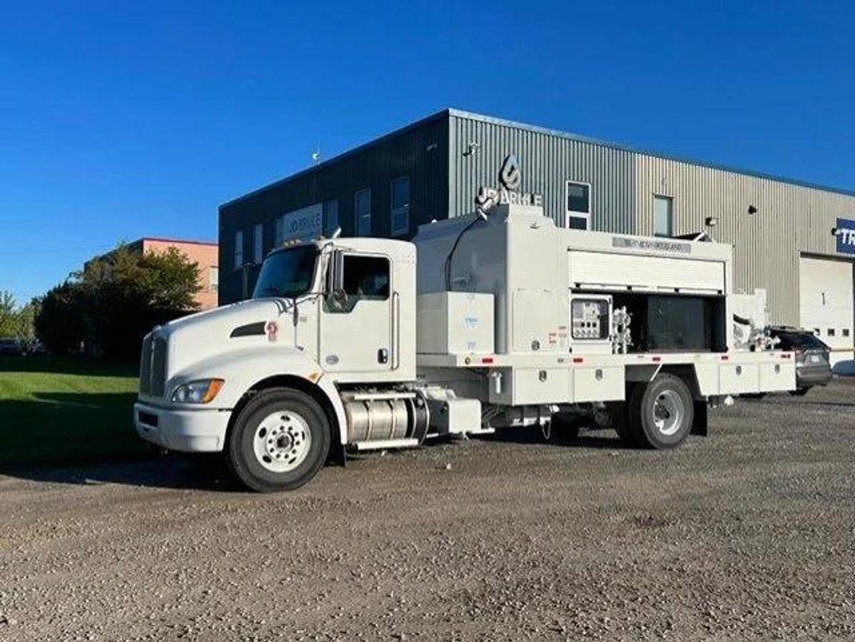 Used 2025 Kenworth T480 Rush Overland Steam Unit