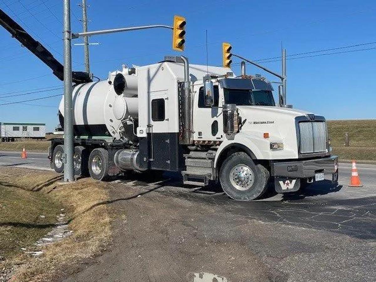 Used 2021 WESTERN STAR FOREMOST HYDROVAC