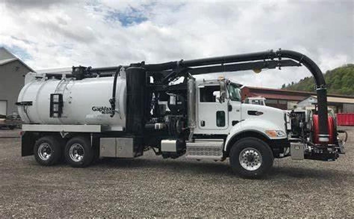 Used 2025 Western star 47X w/Gapvax MC1510 sewer cleaner