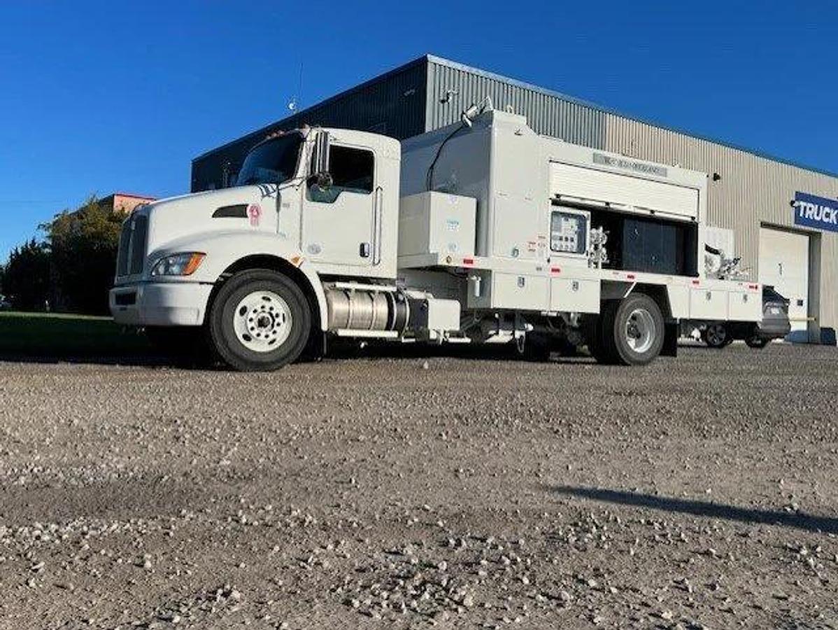 Used 2025 Kenworth T480 Rush Overland Steam Unit