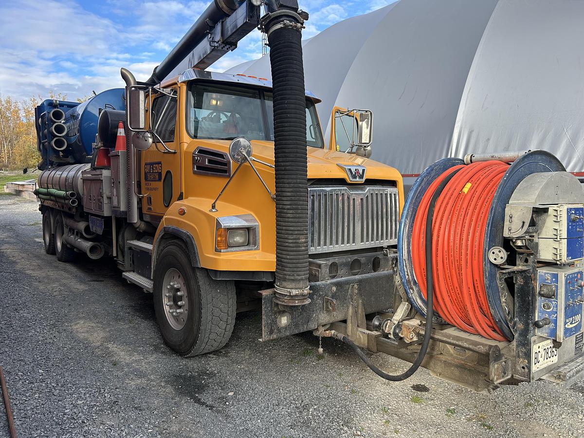 Used 2015 Western star 2100 plus