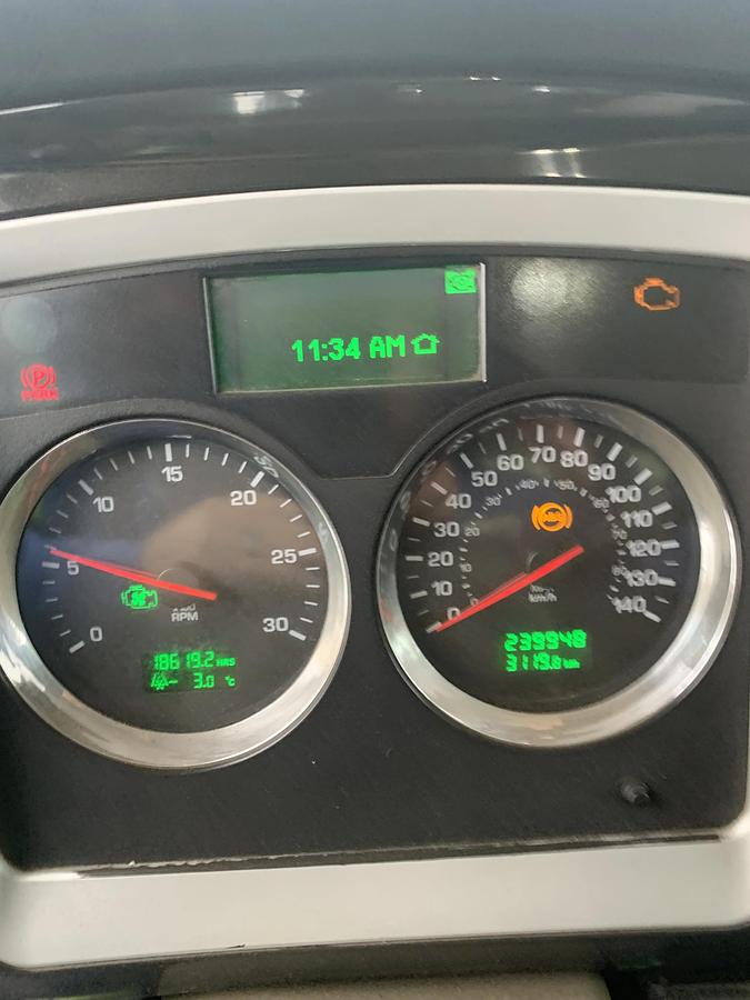 Used 2016 kw t800 tornado