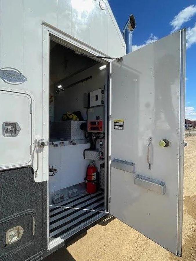 Used 2017 KW T800 tornado F4