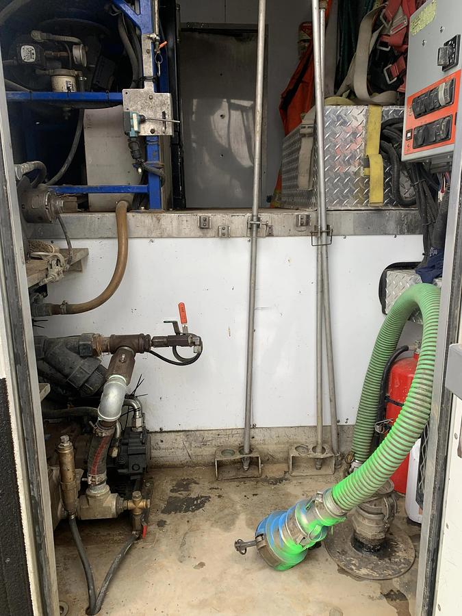 Used 2016 kw t800 tornado