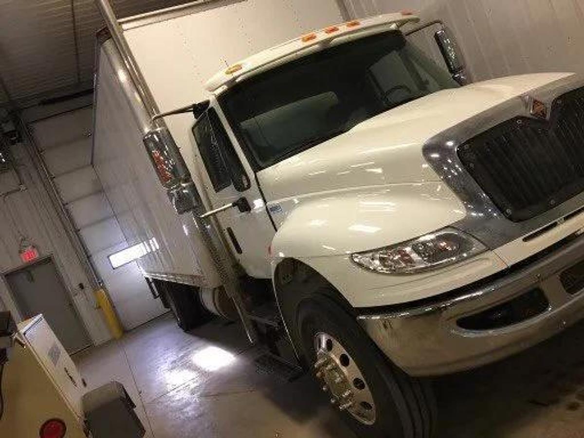 Used 2014 INTERNATIONAL 4400 STEAMER UNIT