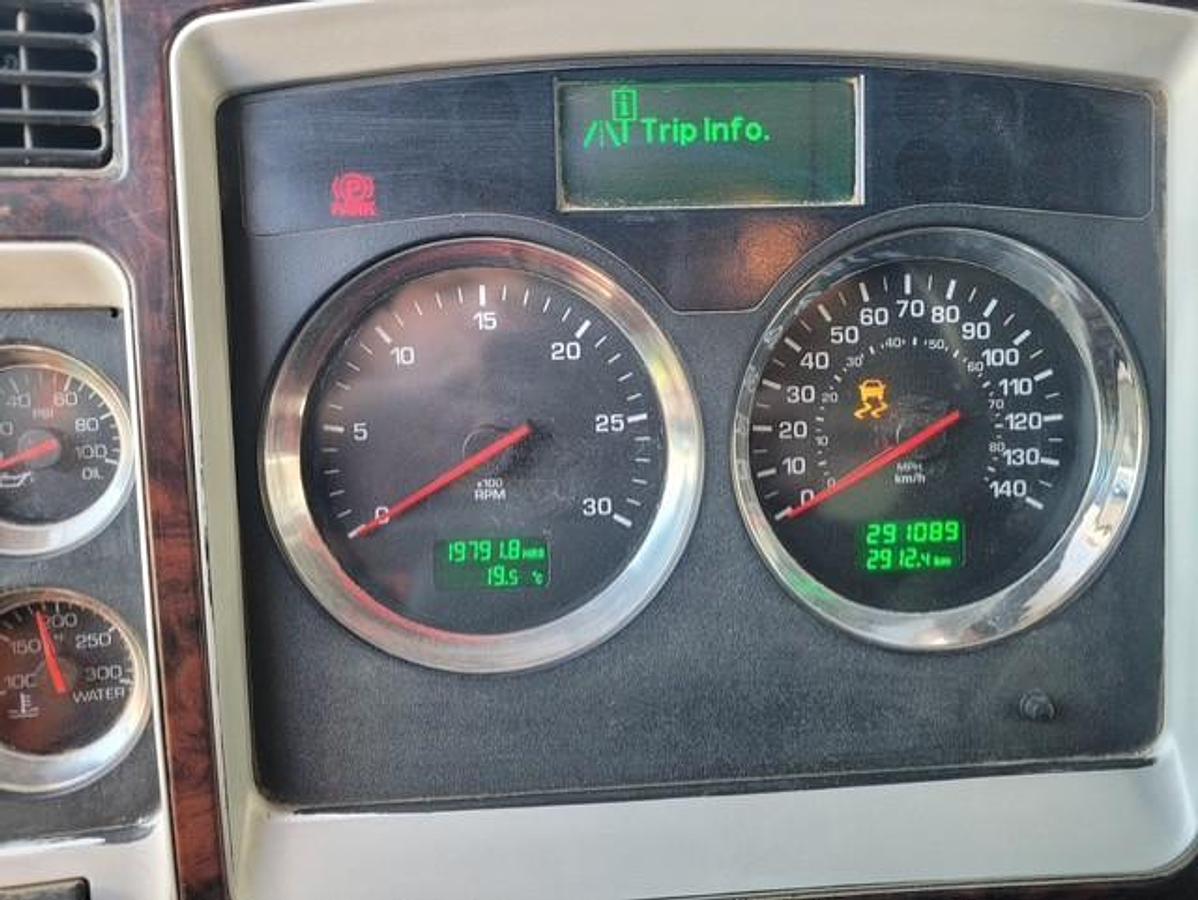 Used 2016 Kenworth t800 T800