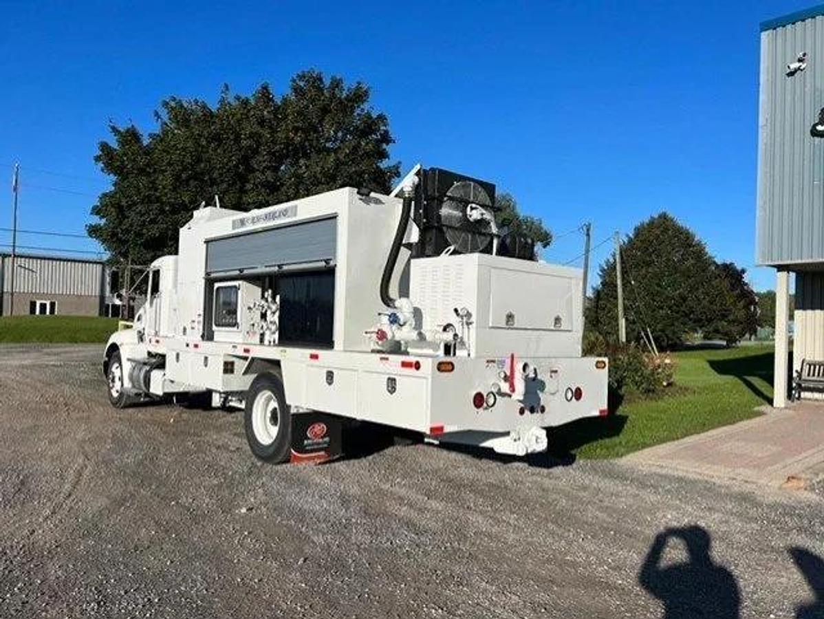 Used 2025 Kenworth T480 Rush Overland Steam Unit