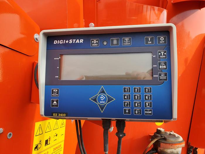 Used 2019 Seko Tiger VML450 Feed Mixer ** Like New **