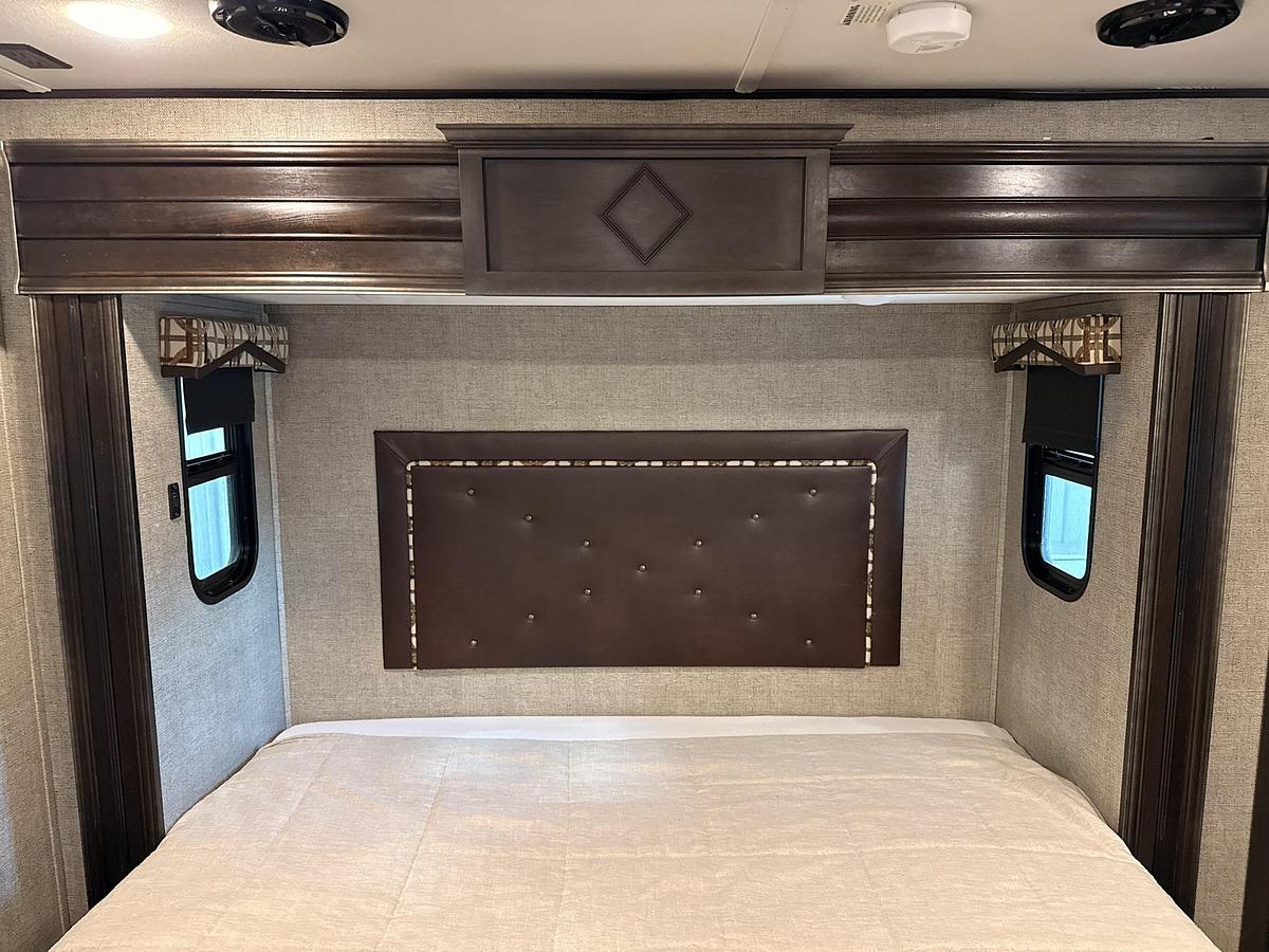 Used 2017 Keystone Raptor 412TS