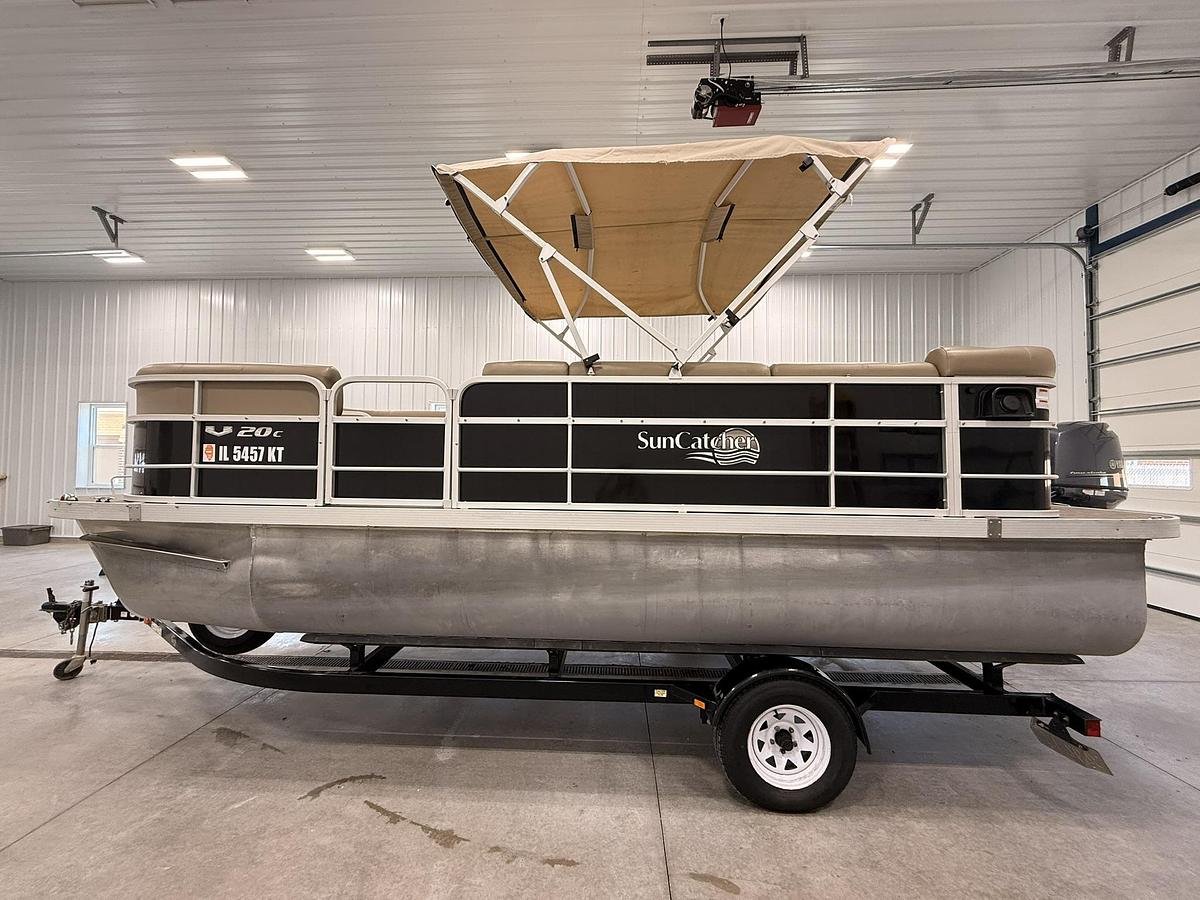 Used 2015 SunCatcher V20C