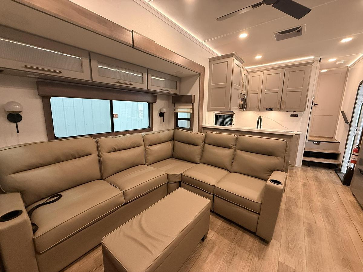 2026 Alliance RV Paradigm Fifth Wheel 395DS