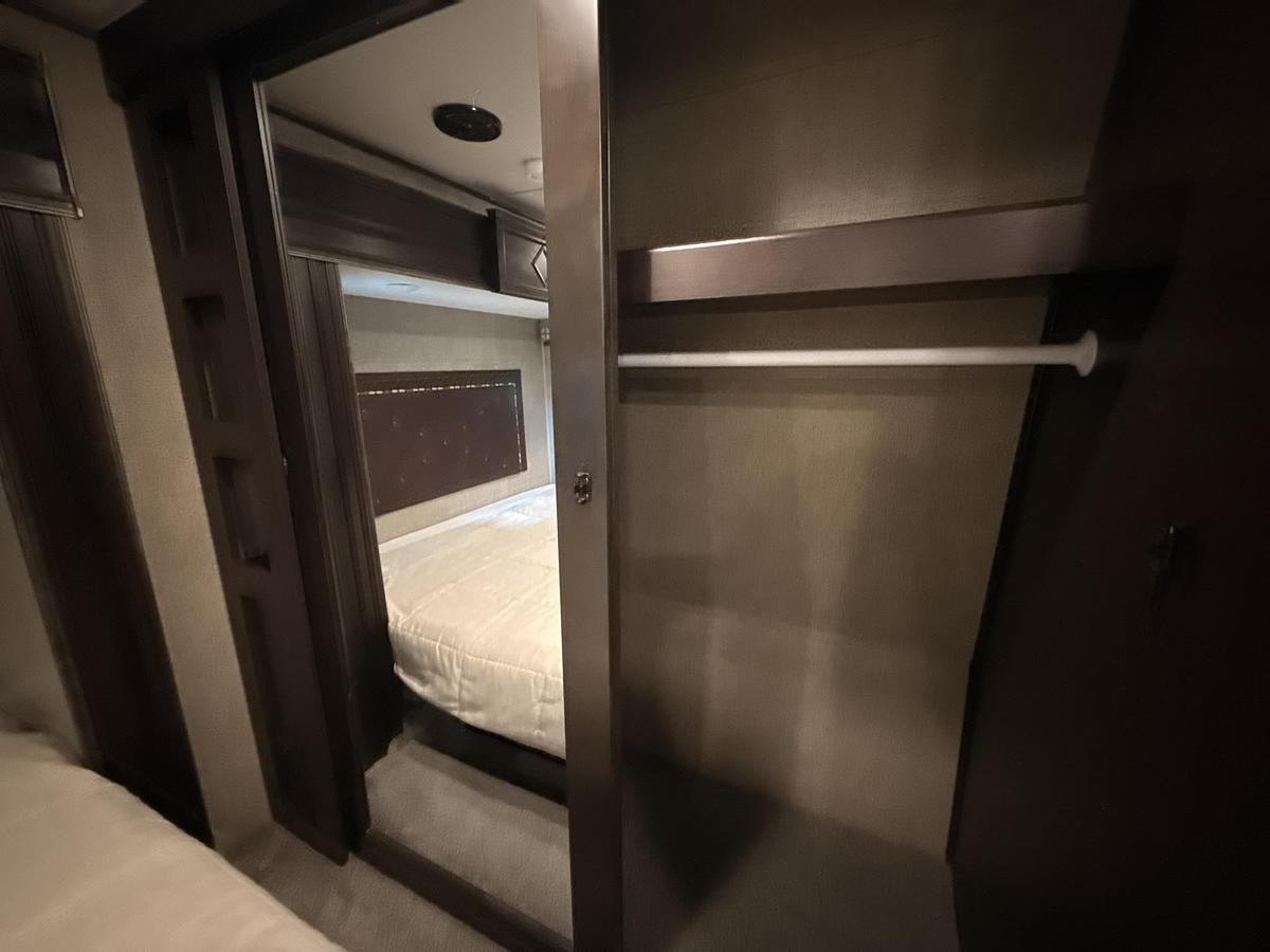 Used 2017 Keystone Raptor 412TS