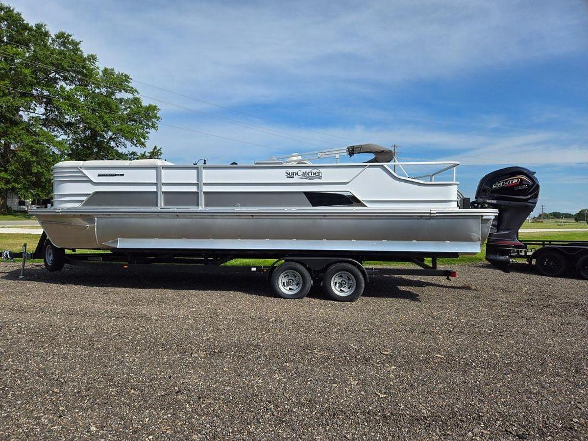 2024 SunCatcher Elite 326SL