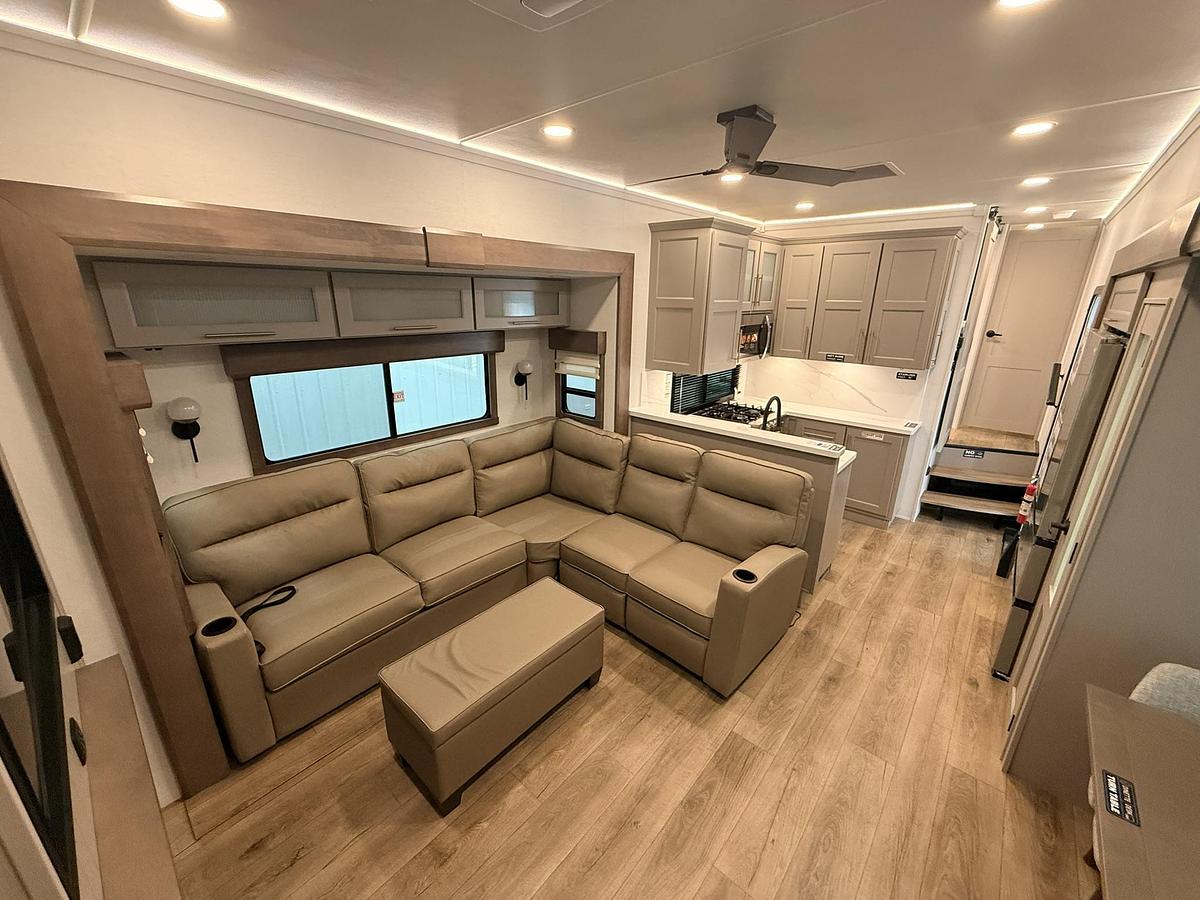 2026 Alliance RV Paradigm Fifth Wheel 395DS