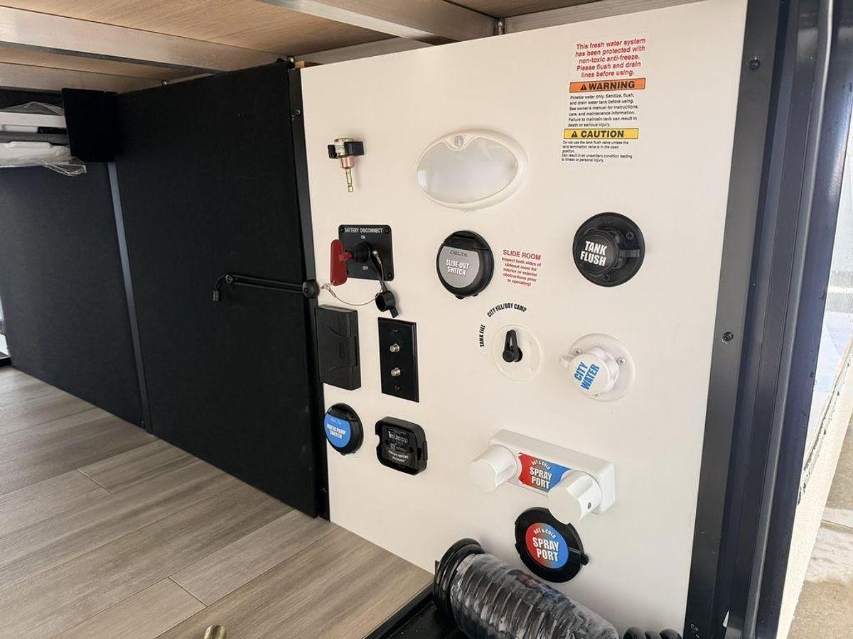 Used 2024 Alliance RV Delta 262RB