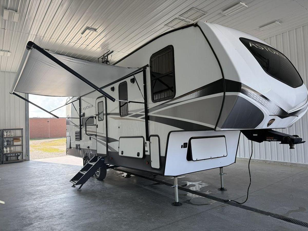 Used 2022 Dutchmen Astoria 1500 2503REF