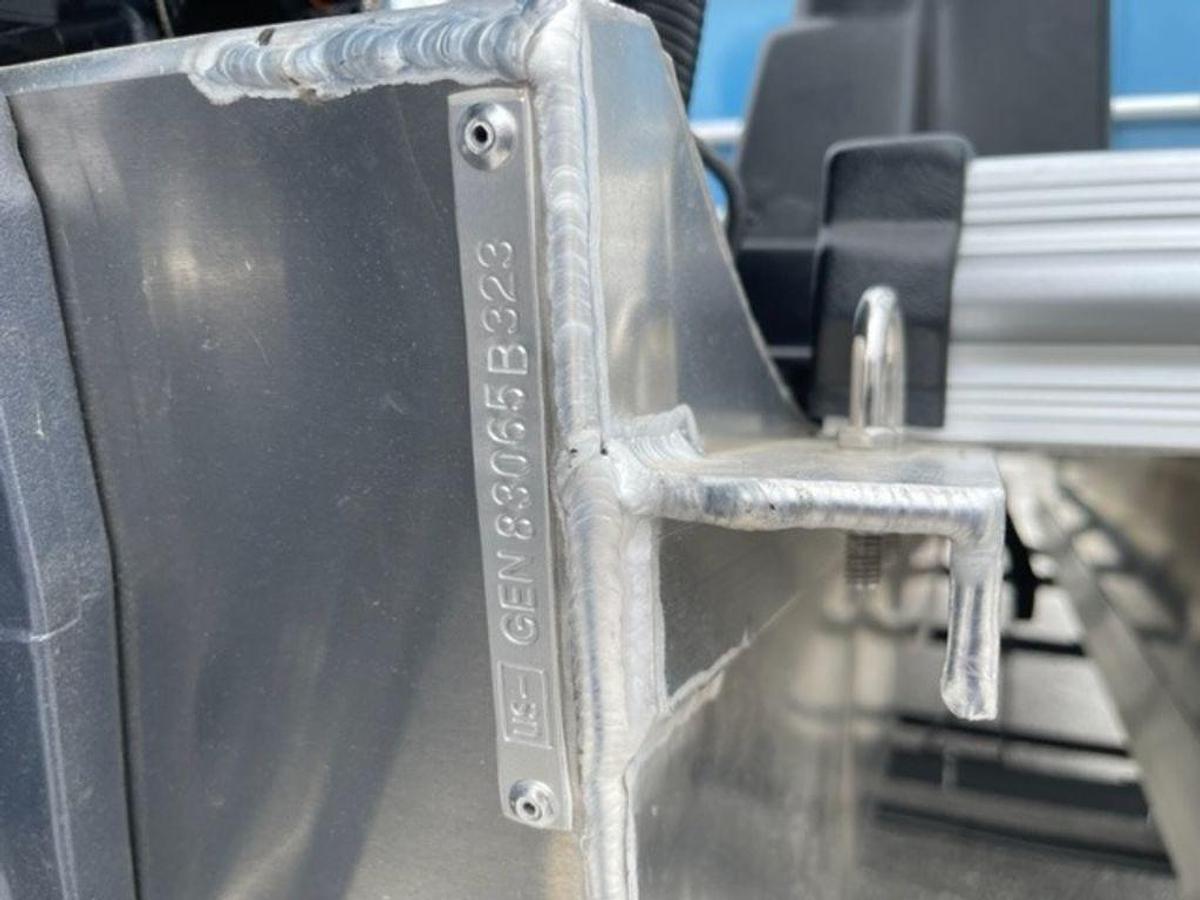 2023 SunCatcher Elite 324RC
