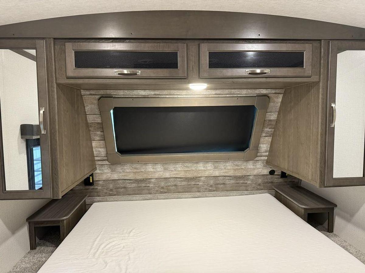 Used 2023 Keystone RV Cougar Half-Ton 30BHS
