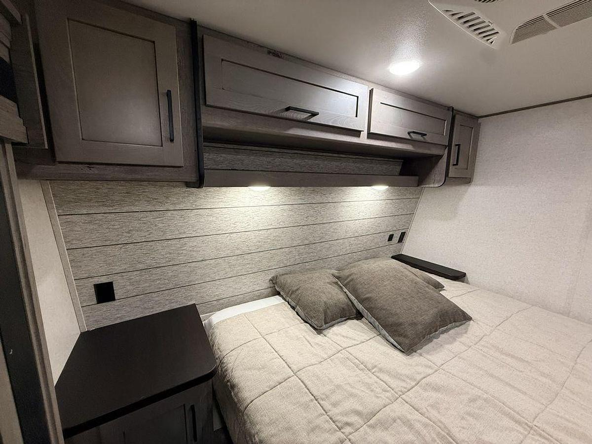 Used 2020 Keystone RV Raptor 351