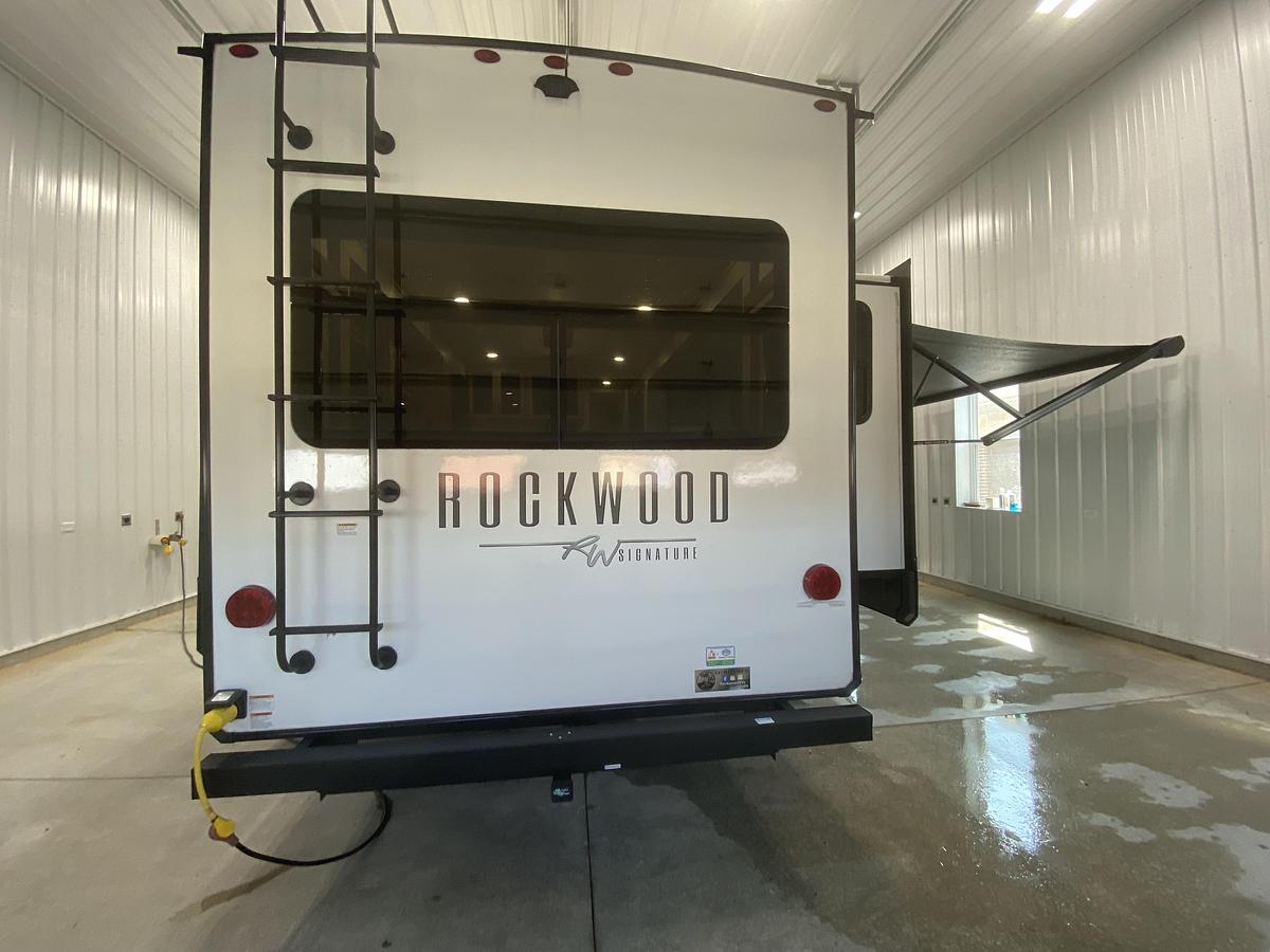 Used 2025 Forest River Rockwood Signature 8337RL