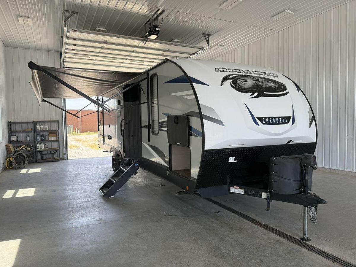 Used 2021 Forest River Cherokee Alpha Wolf Lightweight 26DBH-L