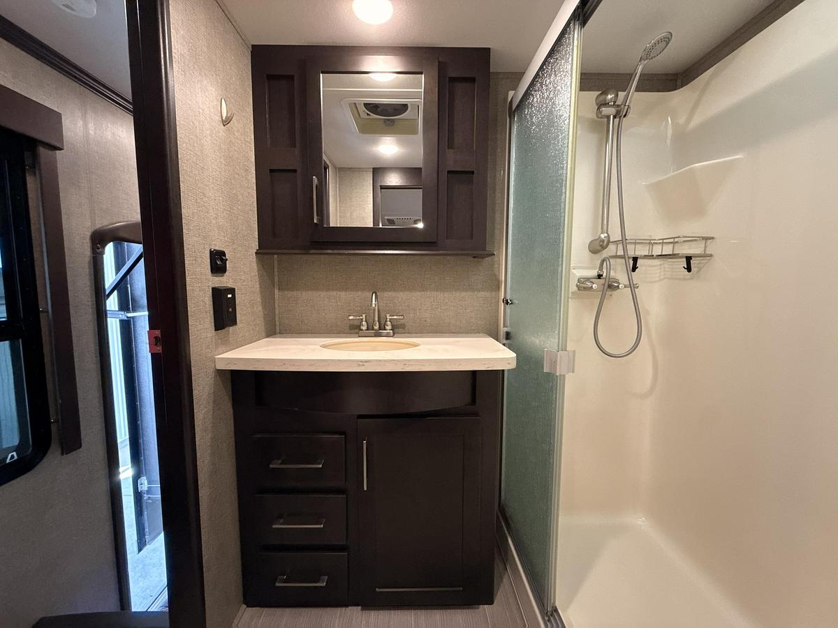 Used 2017 Keystone Raptor 412TS