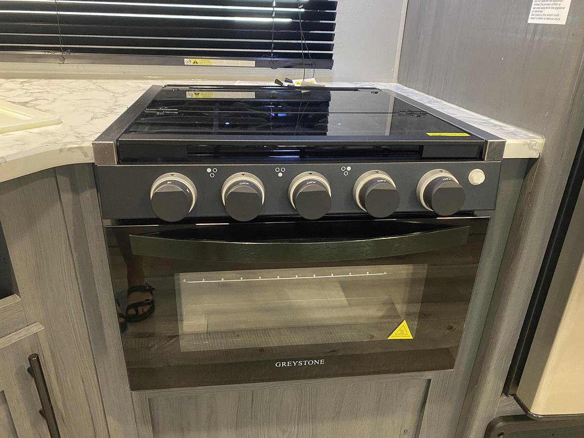 Used 2022 Dutchman Trail LE 29BH