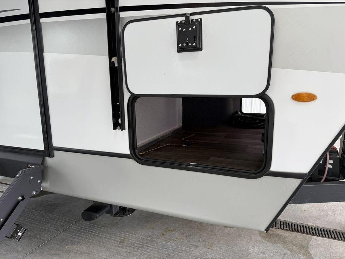 Used 2023 Keystone RV Cougar Half-Ton 30BHS