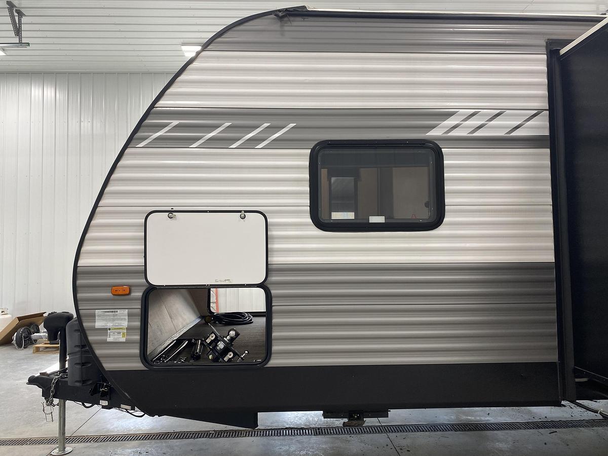 Used 2022 Dutchman Trail LE 29BH