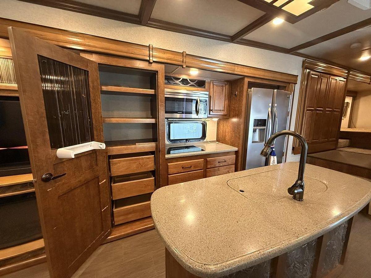 Used 2017 Heartland M-3560SS