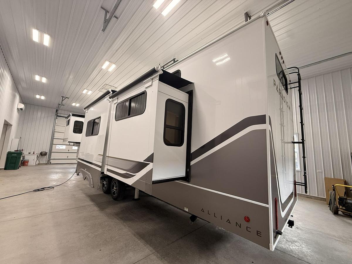 2026 Alliance RV Paradigm Fifth Wheel 395DS