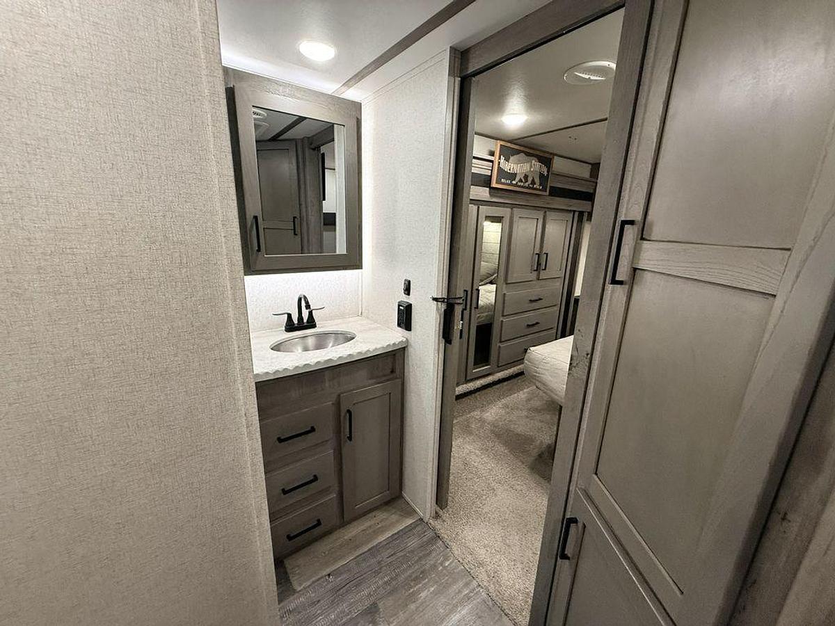 Used 2020 Keystone RV Raptor 351