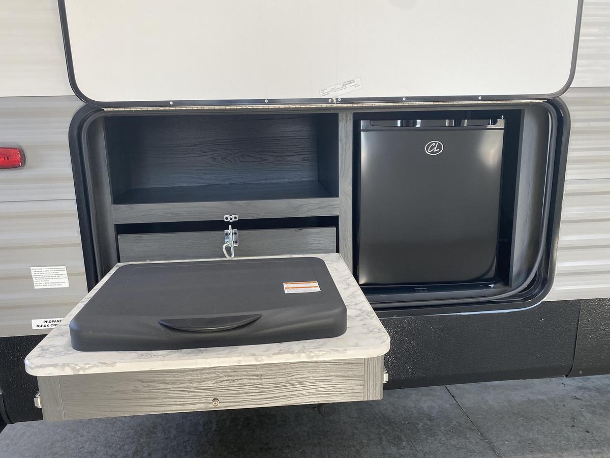 Used 2022 Dutchman Trail LE 29BH