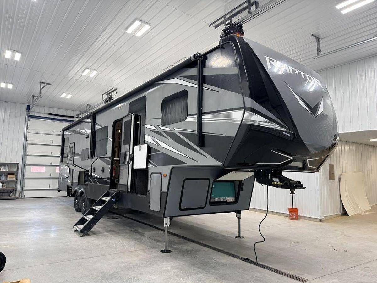 Used 2020 Keystone RV Raptor 351