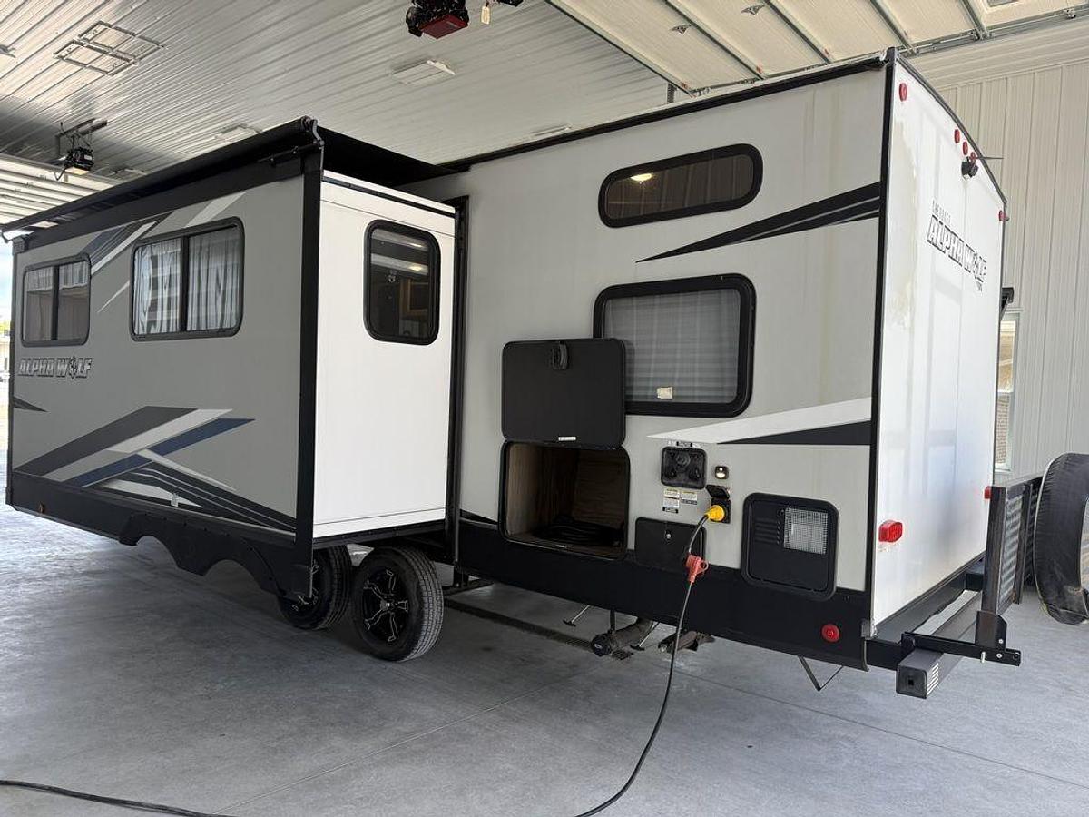 Used 2021 Forest River Cherokee Alpha Wolf Lightweight 26DBH-L