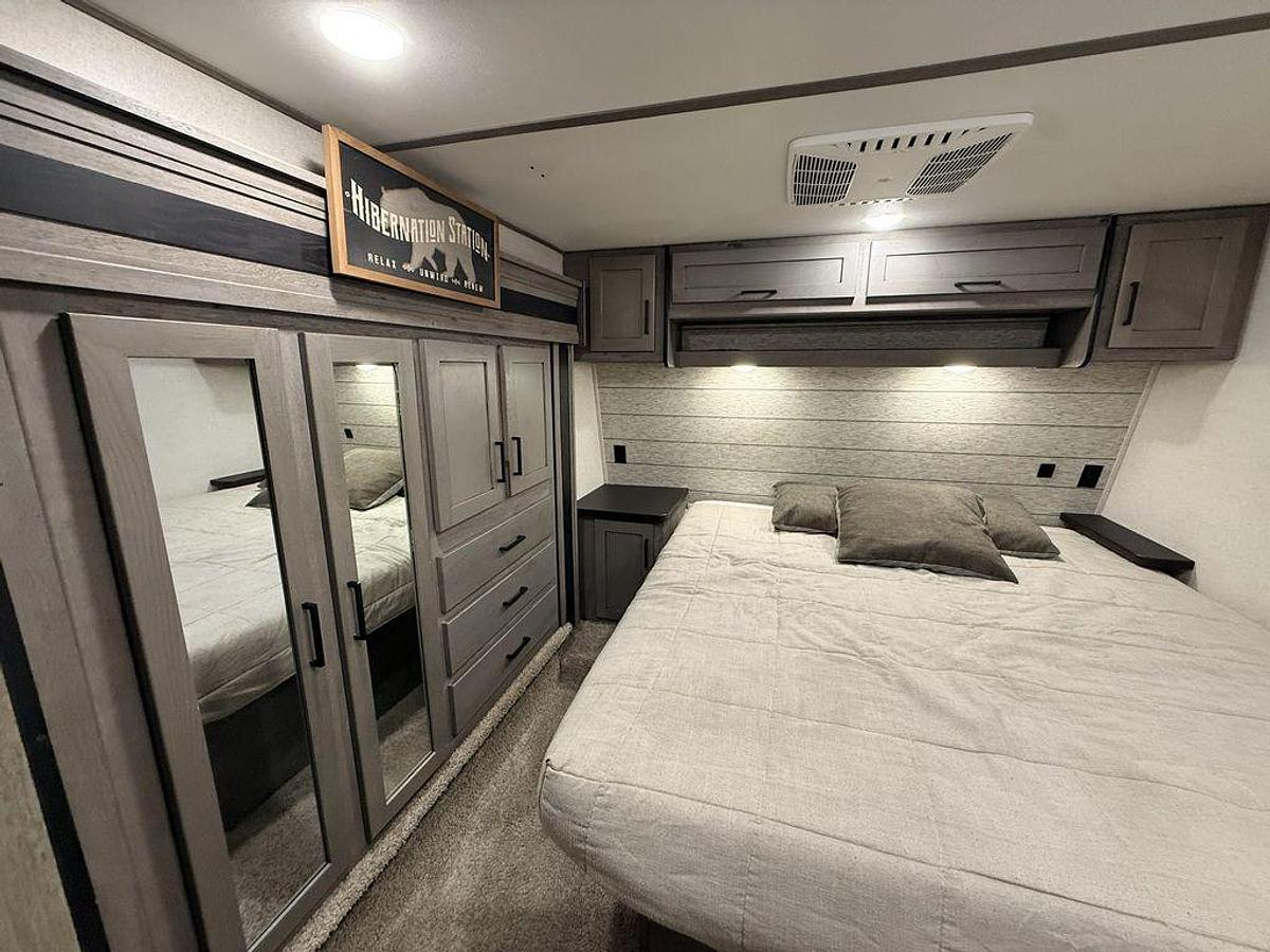 Used 2020 Keystone RV Raptor 351