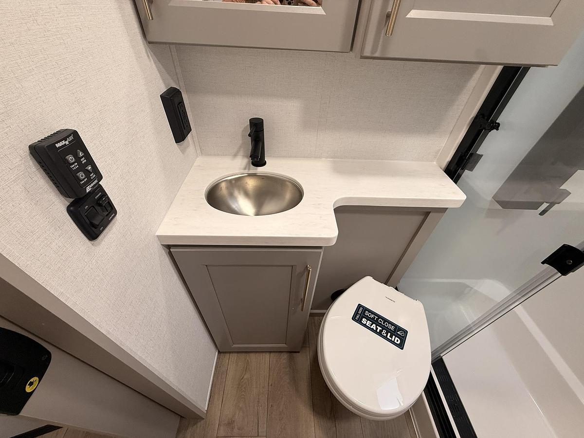2026 Alliance RV Paradigm Fifth Wheel 395DS