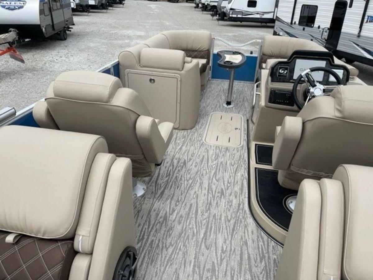 2023 SunCatcher Elite 324RC
