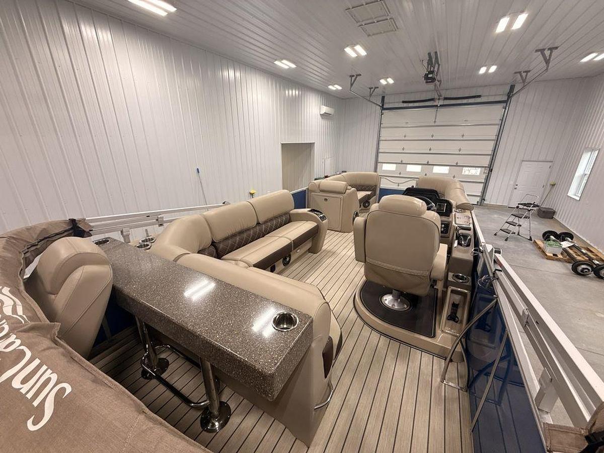2024 SunCatcher Elite 326SE