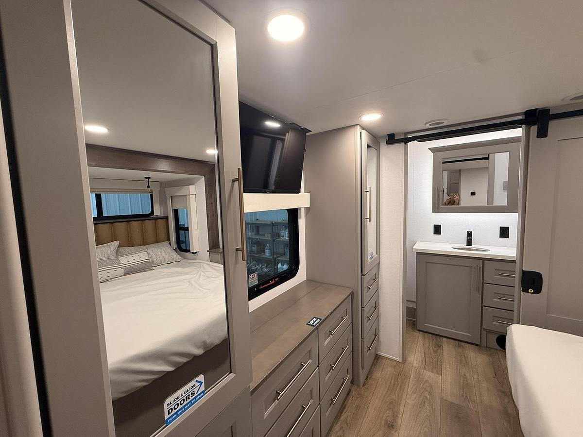 2026 Alliance RV Paradigm Fifth Wheel 395DS