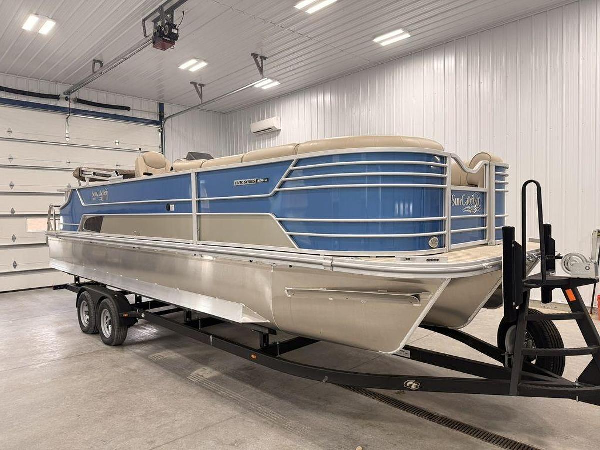2024 SunCatcher Elite 326SE