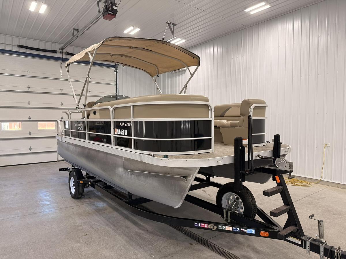 Used 2015 SunCatcher V20C