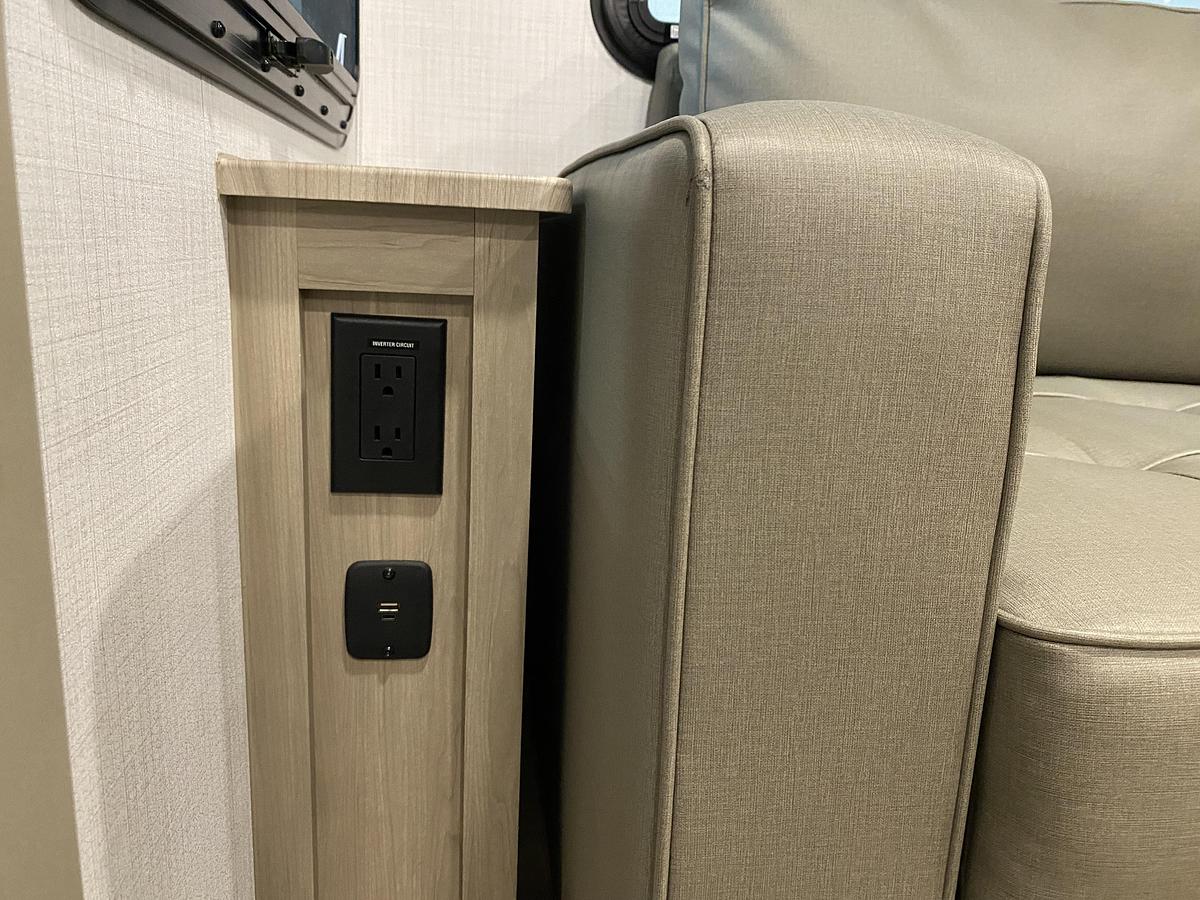 Used 2025 Forest River Rockwood Signature 8337RL