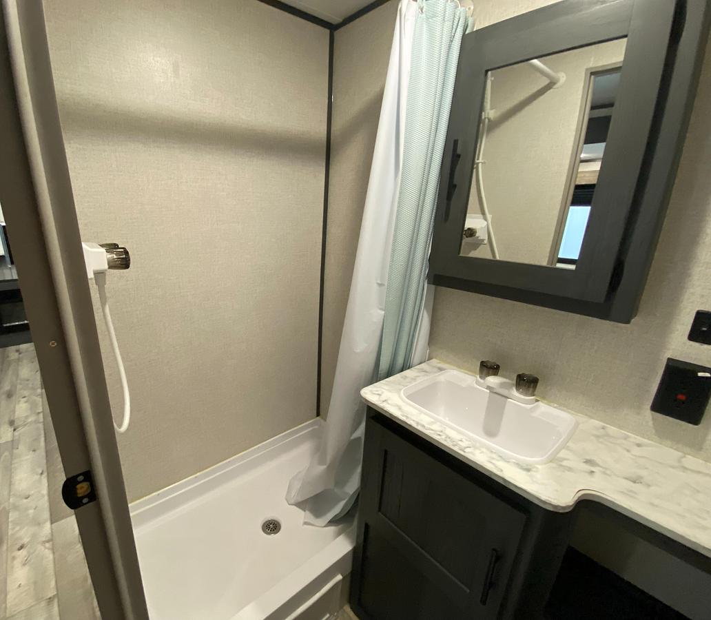 Used 2022 Dutchman Trail LE 29BH