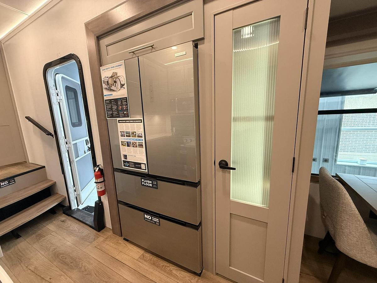 2026 Alliance RV Paradigm Fifth Wheel 395DS