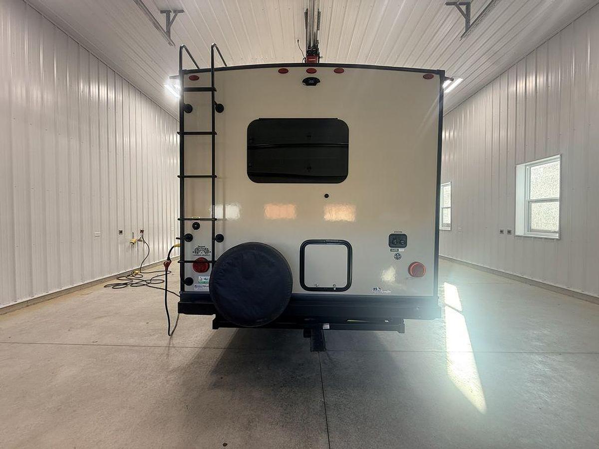 Used 2021 Forest River Micro Lite Series M-25FKS
